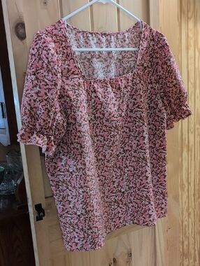 SHEIN Pink Floral Scoop-Neck Ruffle Sleeve Blouse